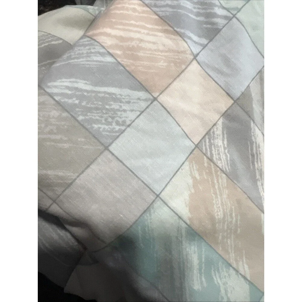 J.P. Stevens | Vintage King Sheet Set | Pastel Squares & Rectangles | 1980's